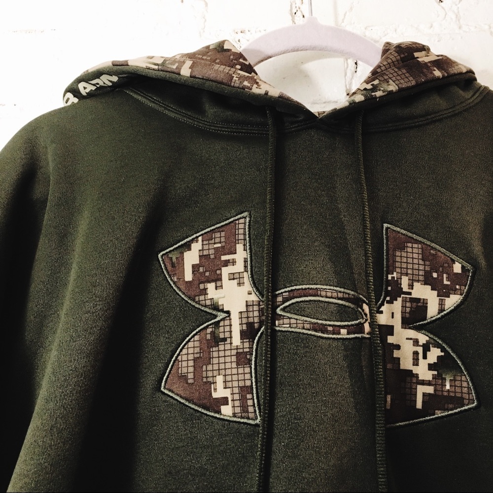 Under Armour Camo Green Hoodie - Picture 2 of 4